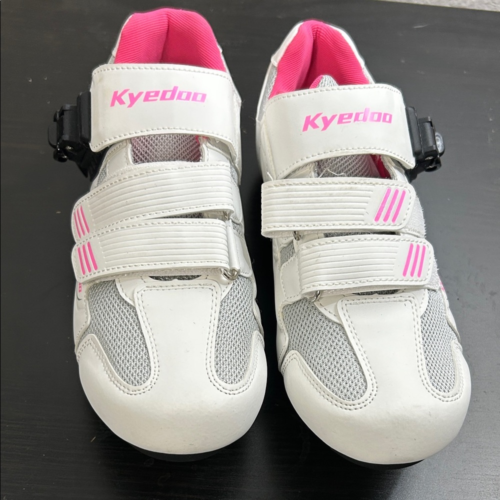 Kyedoo Cycling Shoes - White and Pink